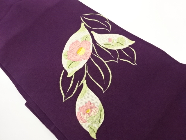 JAPANESE KIMONO / CRAPE GROUND / ROSETTE / FLOWER-LEAF PATTERN NAGOYA 